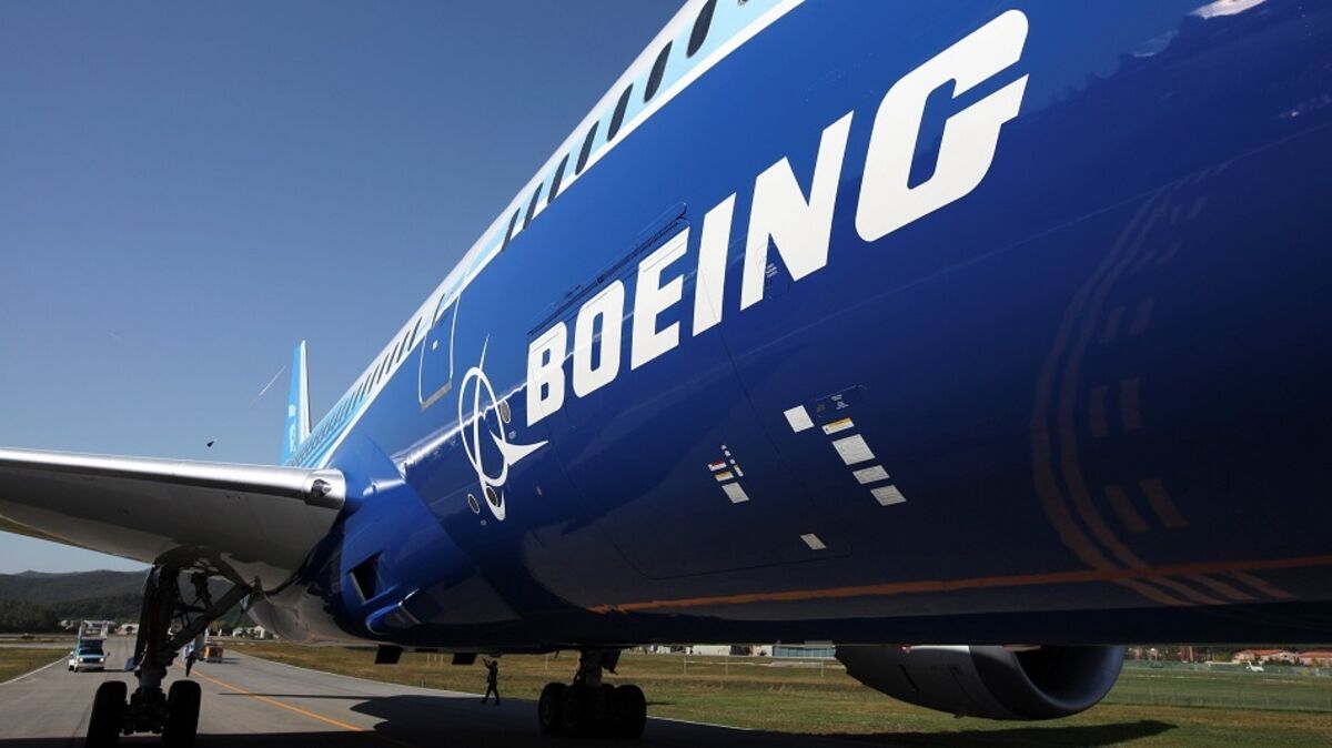 Boeing Reports 3Q Results Ahead of Union Contract Vote