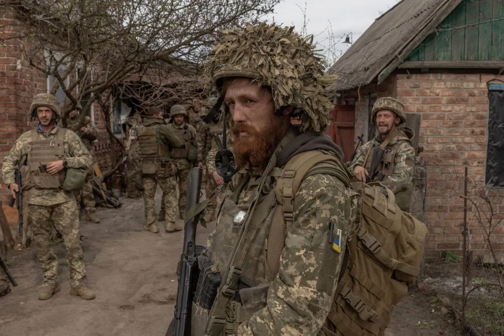 Ukrainian infantry soldiers&nbsp;near the frontline in the Avdiivka direction, in the Donetsk region.