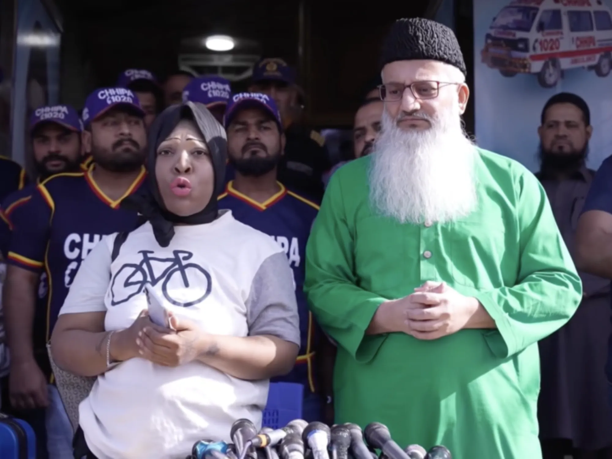 American Woman in Pakistan Memes Go Too Far - Bloomberg