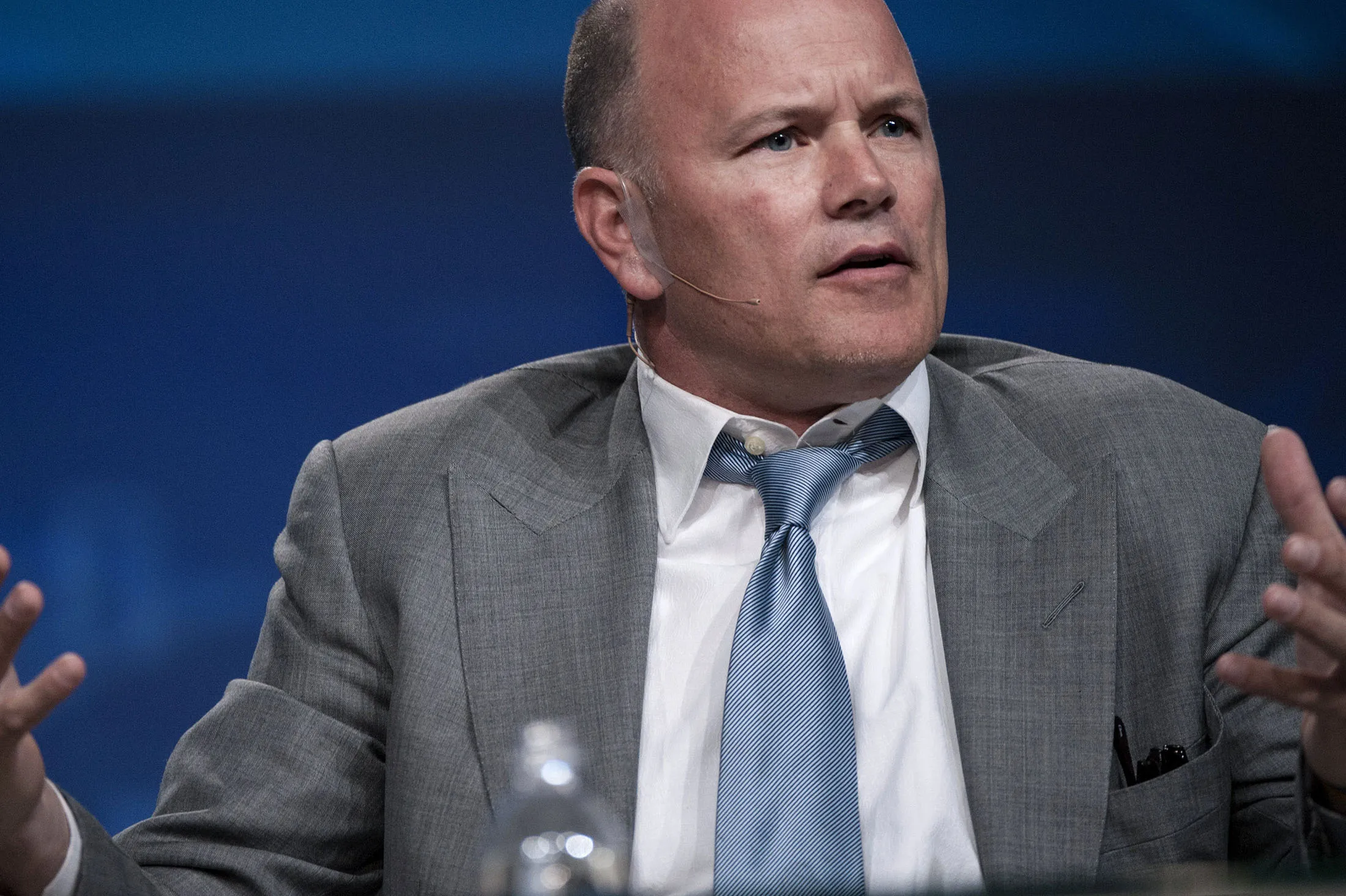 Mike Novogratz Makes Goldman VP the COO of His Crypto Company - Bloomberg