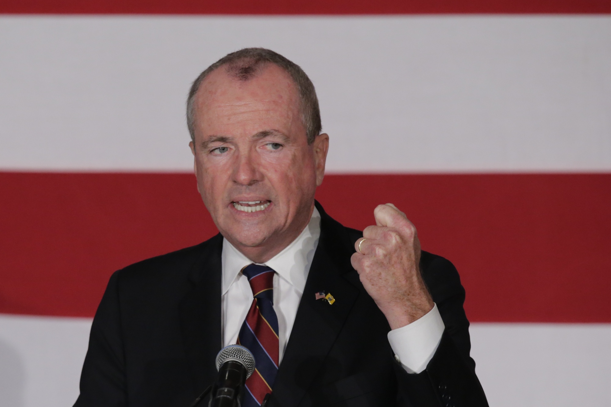 NJ Governor Phil Murphy Proposes More Liquor Licenses, Upgraded Boardwalks  - Bloomberg