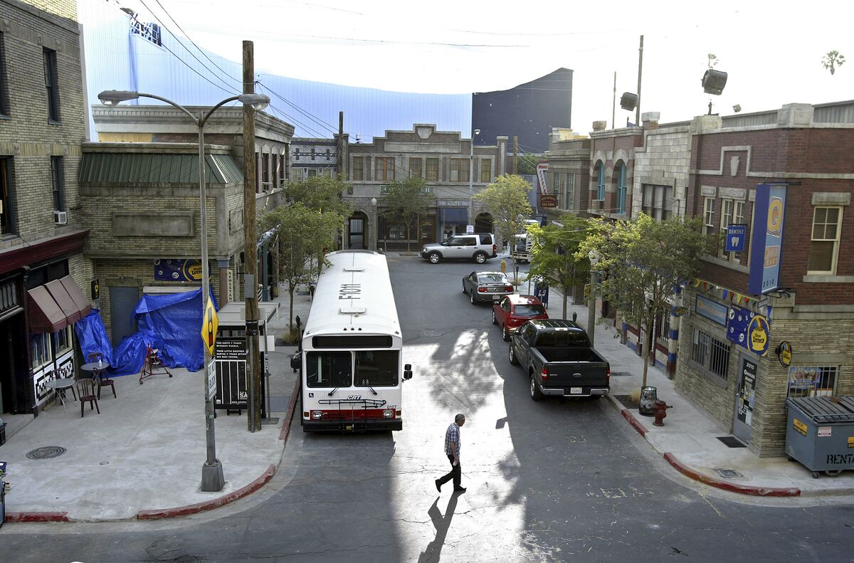 Los Angeles TV Production Slides Amid Cutbacks by Studios
