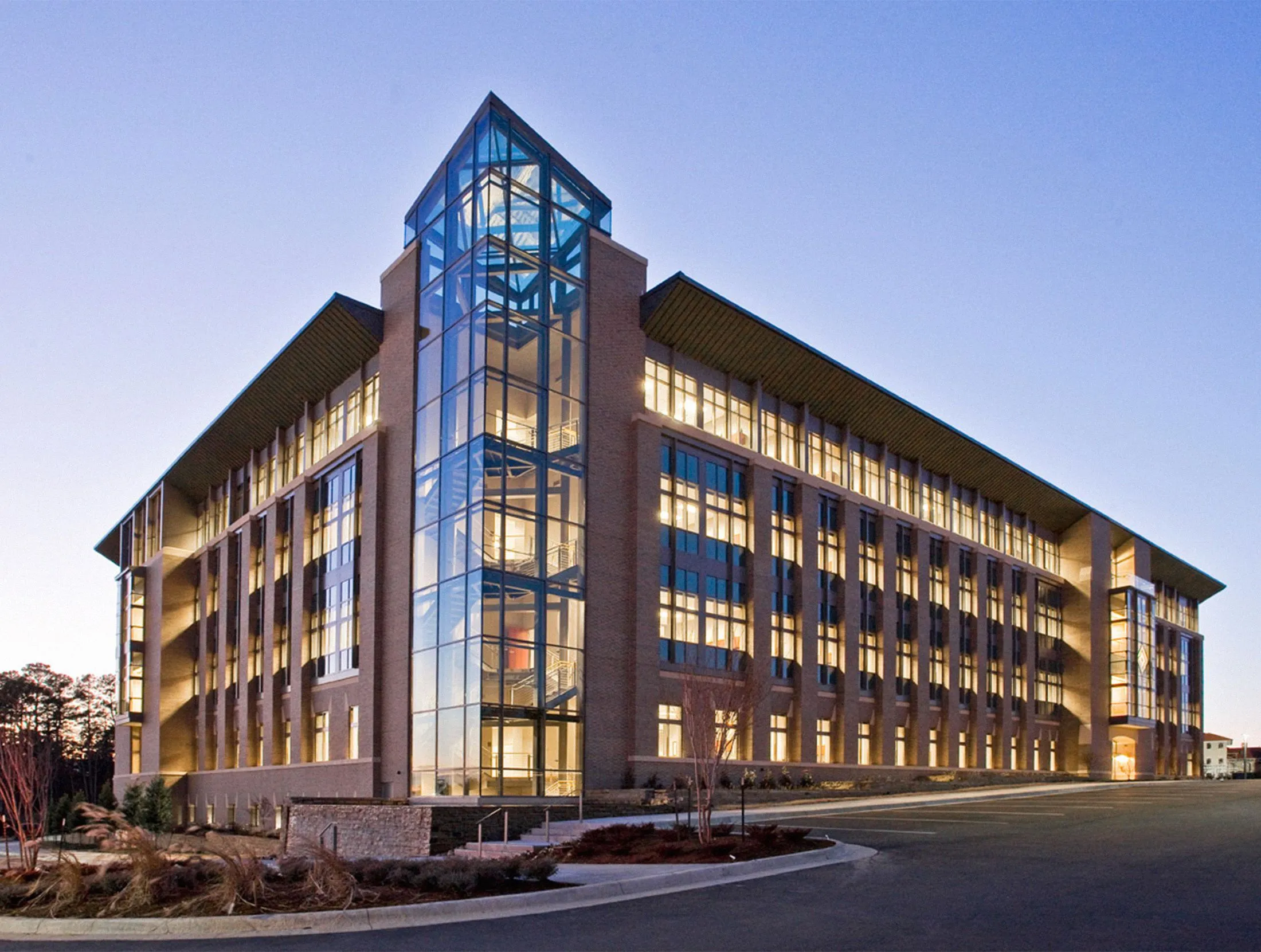 How a Tiny Bank From the Ozarks Got Big and Outpaced Wall Street - Bloomberg