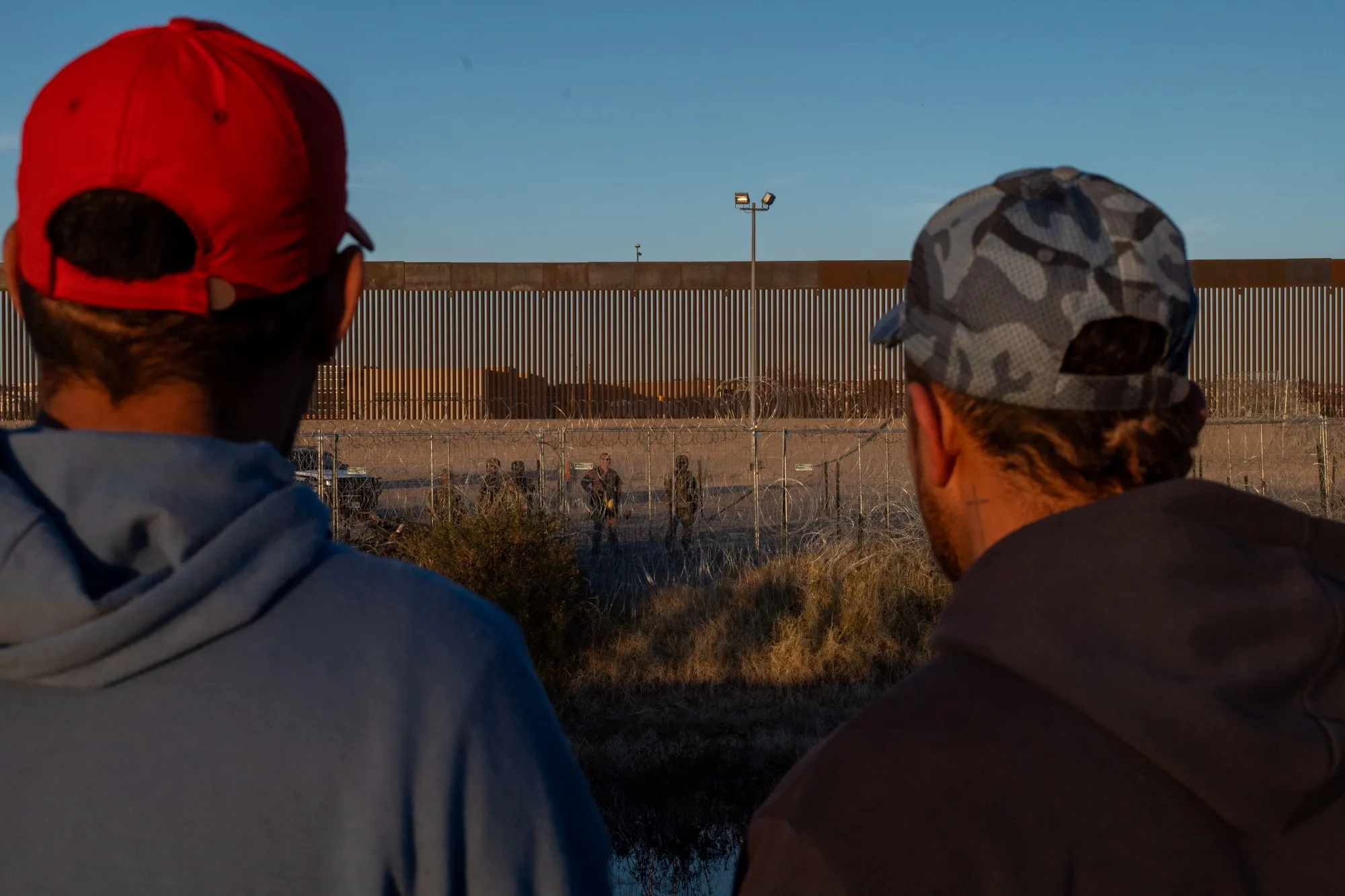 Migrants along the US-Mexico border in Juarez, Mexico.&nbsp;President&nbsp;Donald Trump&nbsp;has vowed to target an estimated 11 million people who are in the country illegally.&nbsp;