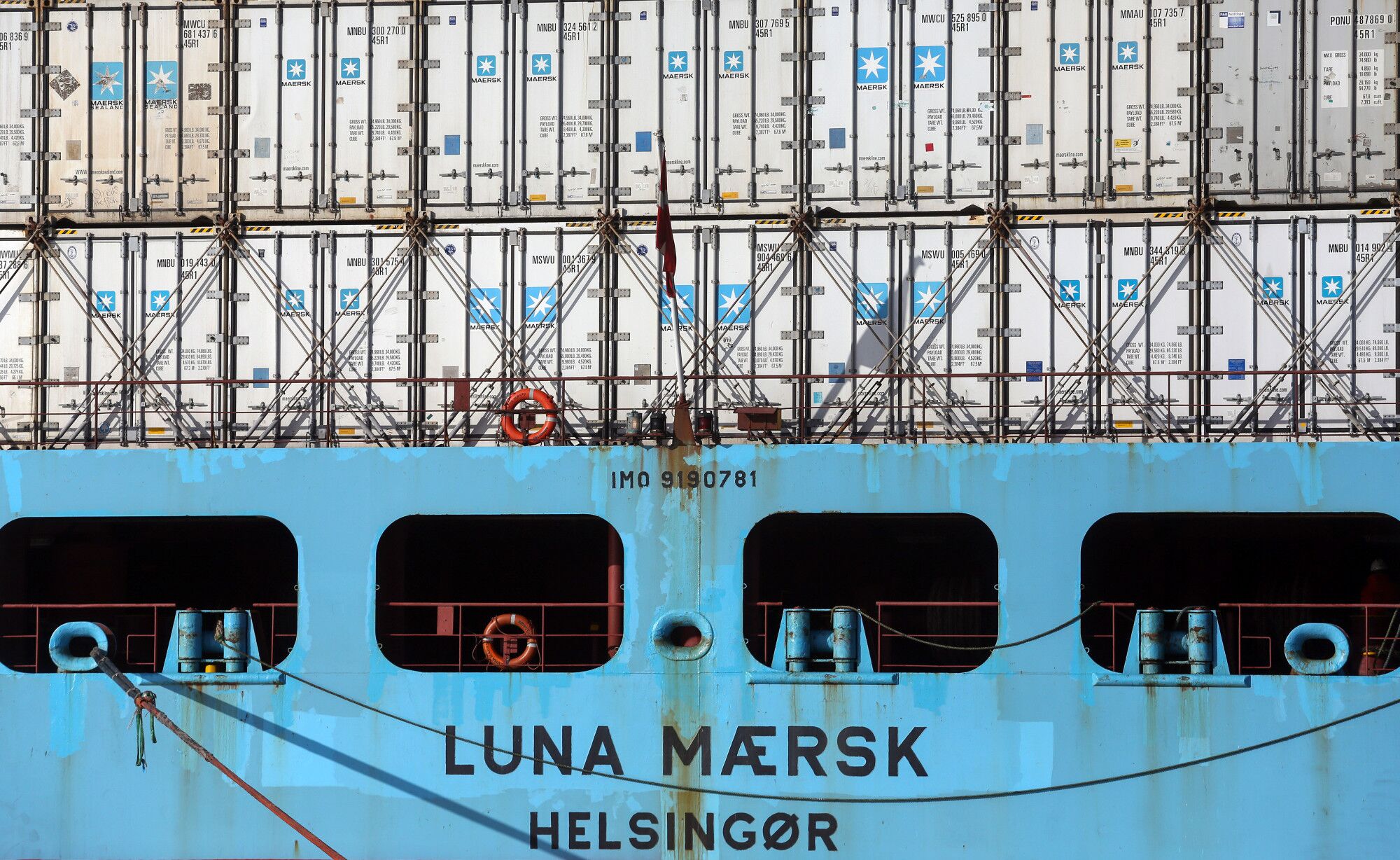 Red Sea Conflict: Maersk Sails South Of Africa To Avoid Attacks - Bloomberg