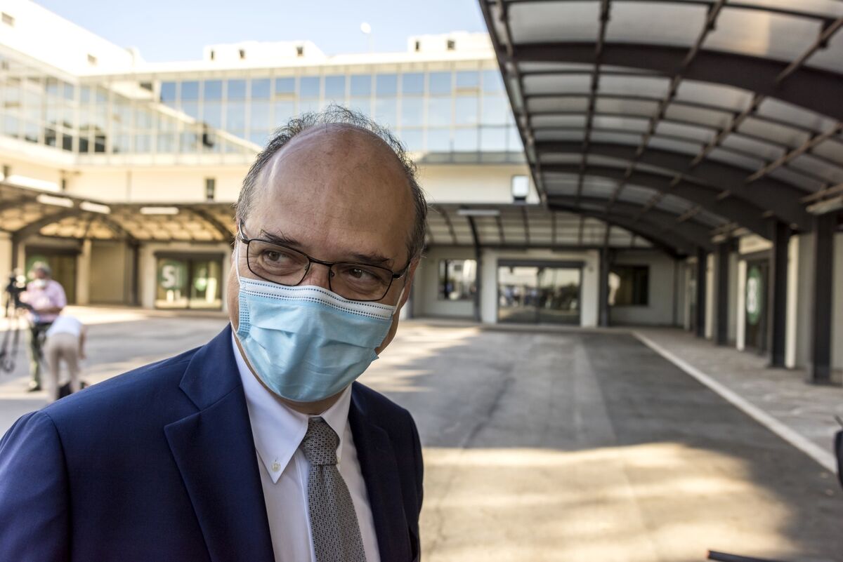 L’Italia in trattative per centri vaccinali con finanziamenti statali