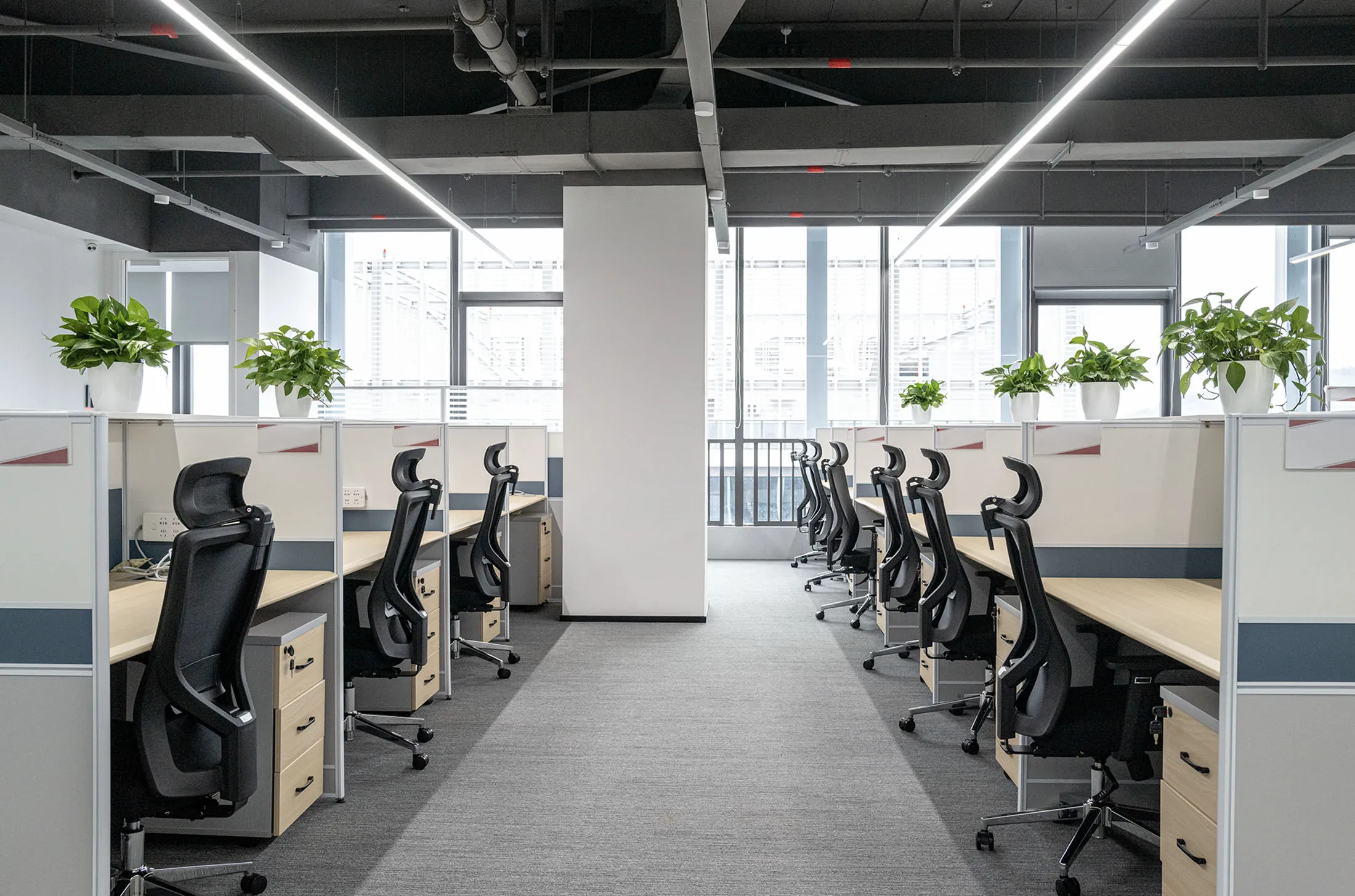 AI Cited in More Job Cut News, Adding to Labor Market Pain - Bloomberg