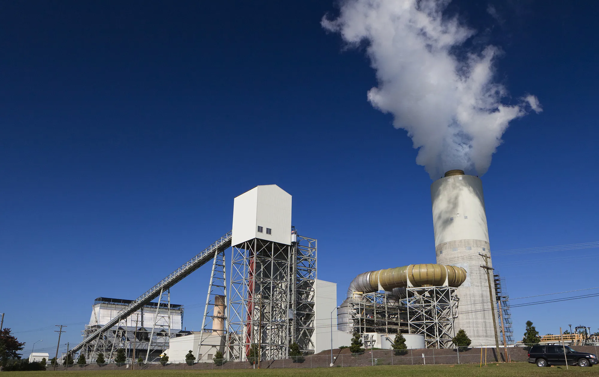 Duke Energy wants to retire&nbsp;Marshall Steam Station in North Carolina&nbsp;in 2028, but regulators ordered it stay open until 2035.