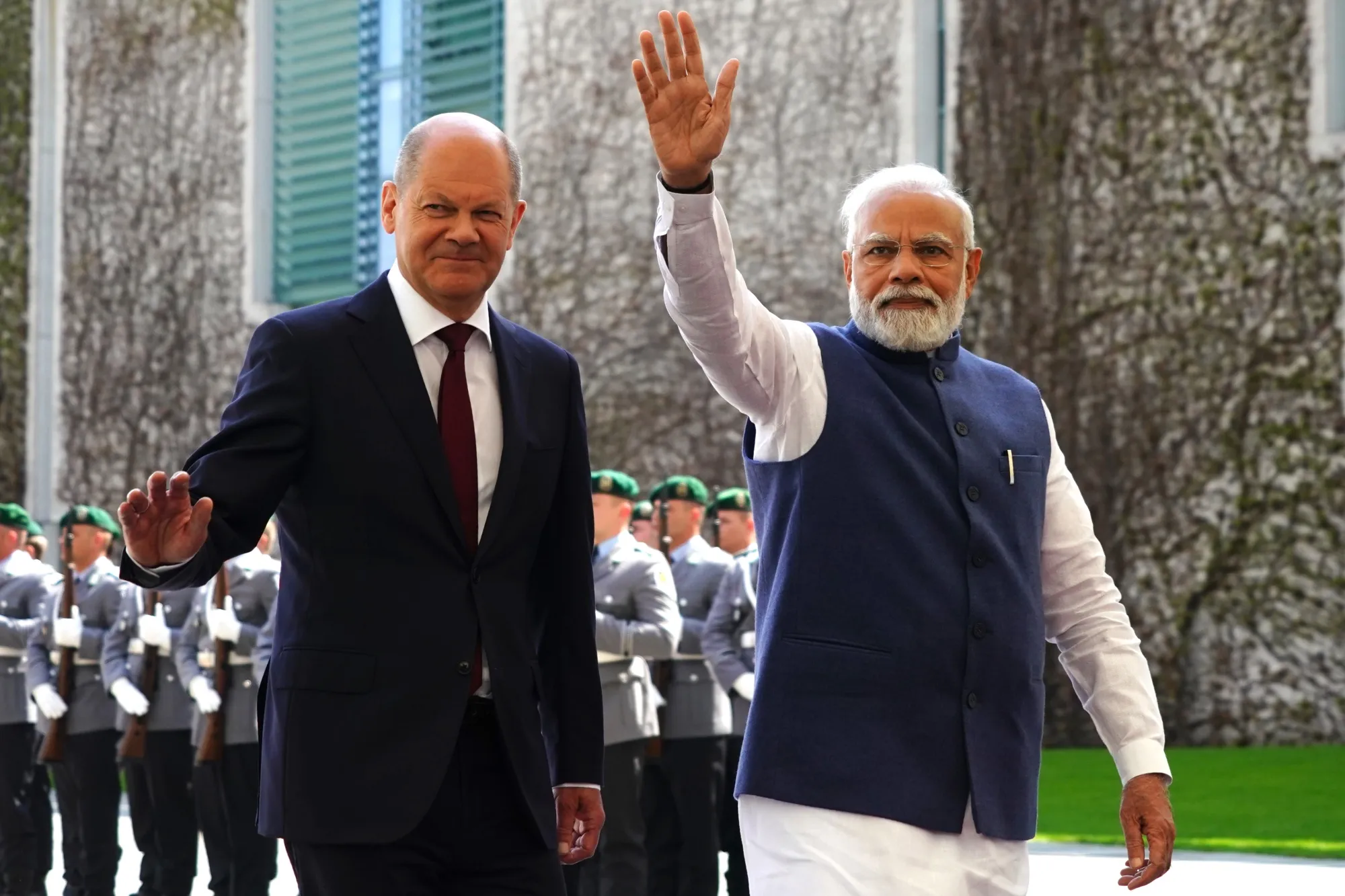 Scholz has invited Modi to the G-7.