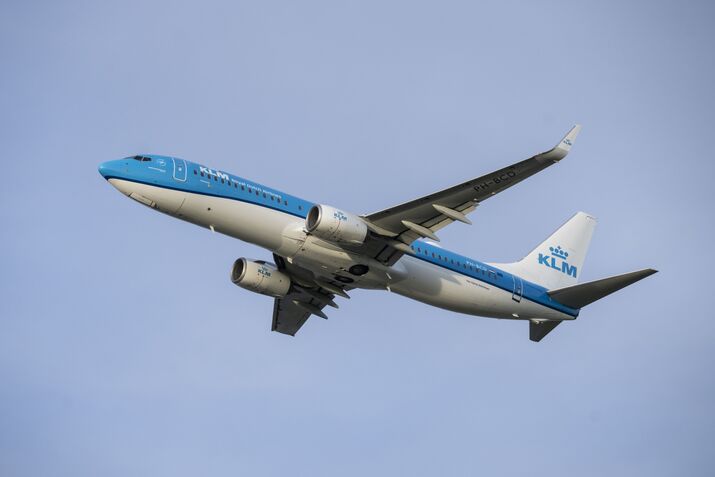 Jet Fuel Supplies and Aircraft Refueling at Prague Airport