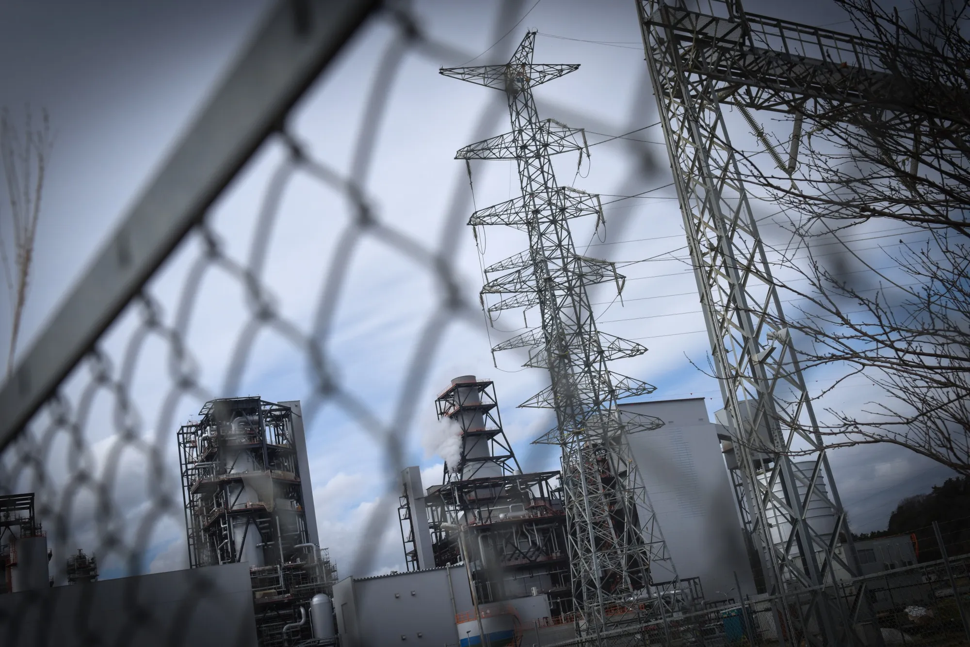 Japan Can’t Quit Its Dirty Dependence on Coal