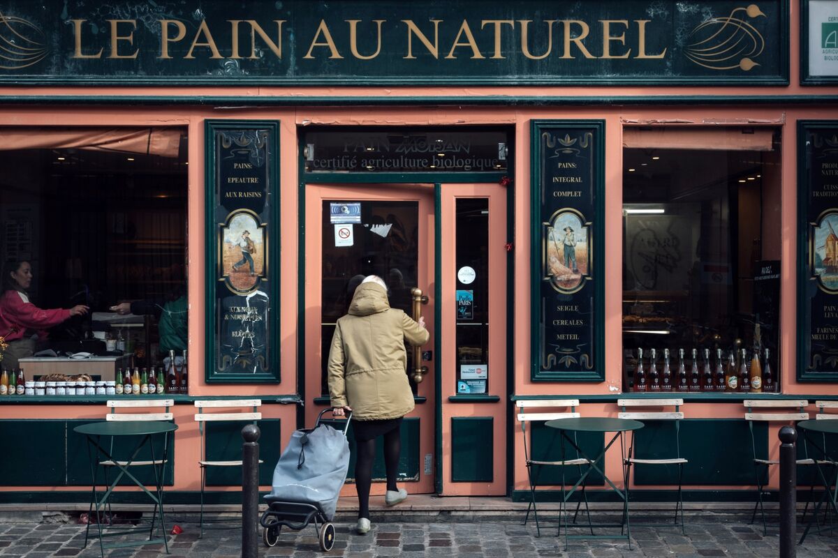 France Posts Slight Growth in Boost for Struggling Euro Zone