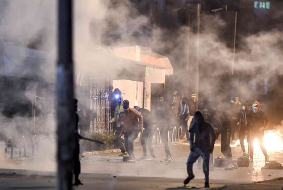 Hundreds Arrested in Tunisia After ‘Facade Democracy’ Protests