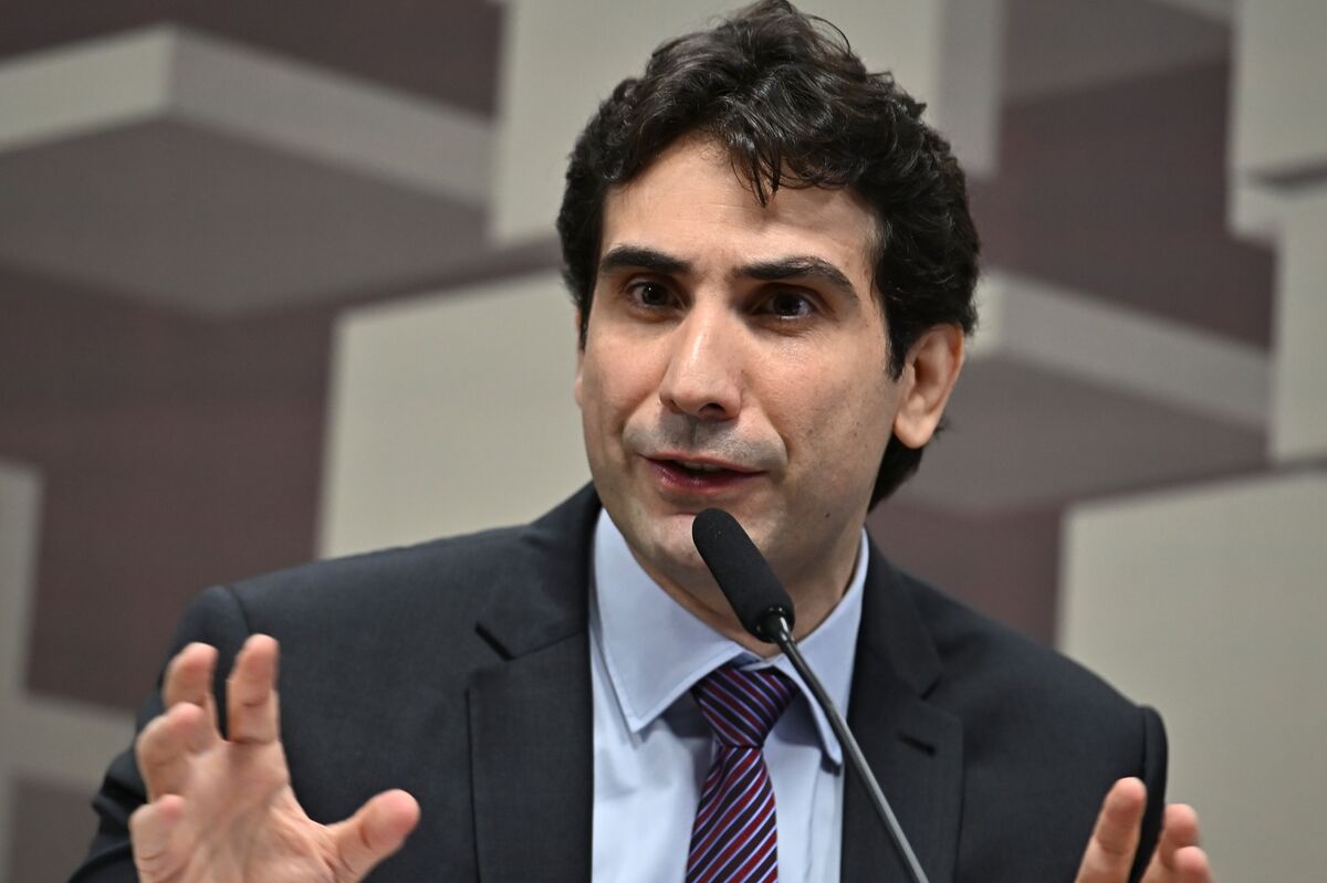 Brazil Central Bank Set to Brave Inflation Minefield With Interest Rate Cut