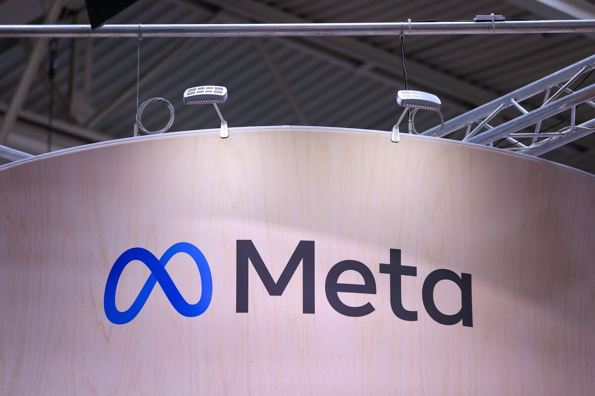 Push Back Meta Meta's AI Spending Plan Spurs Pushback From Investors - Bloomberg