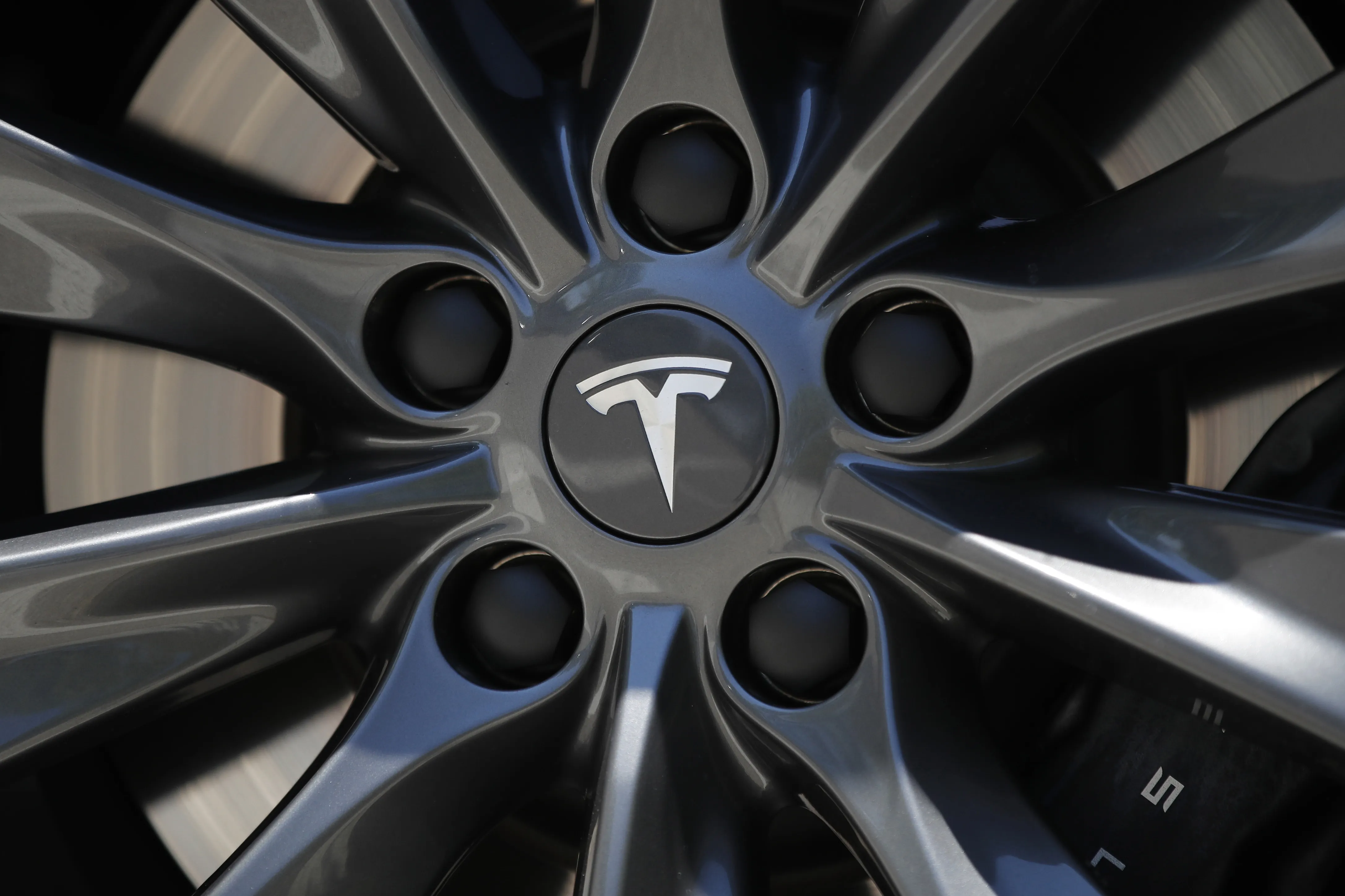 Tesla Inc. Supercharging Stations As Musk Mulls Privatisation Plans