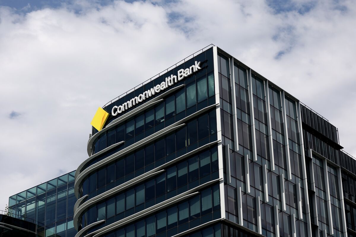 CEO Ngân hàng hàng đầu Australia cảnh báo cắt giảm việc làm do AI phát triển