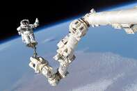 Canadarm2