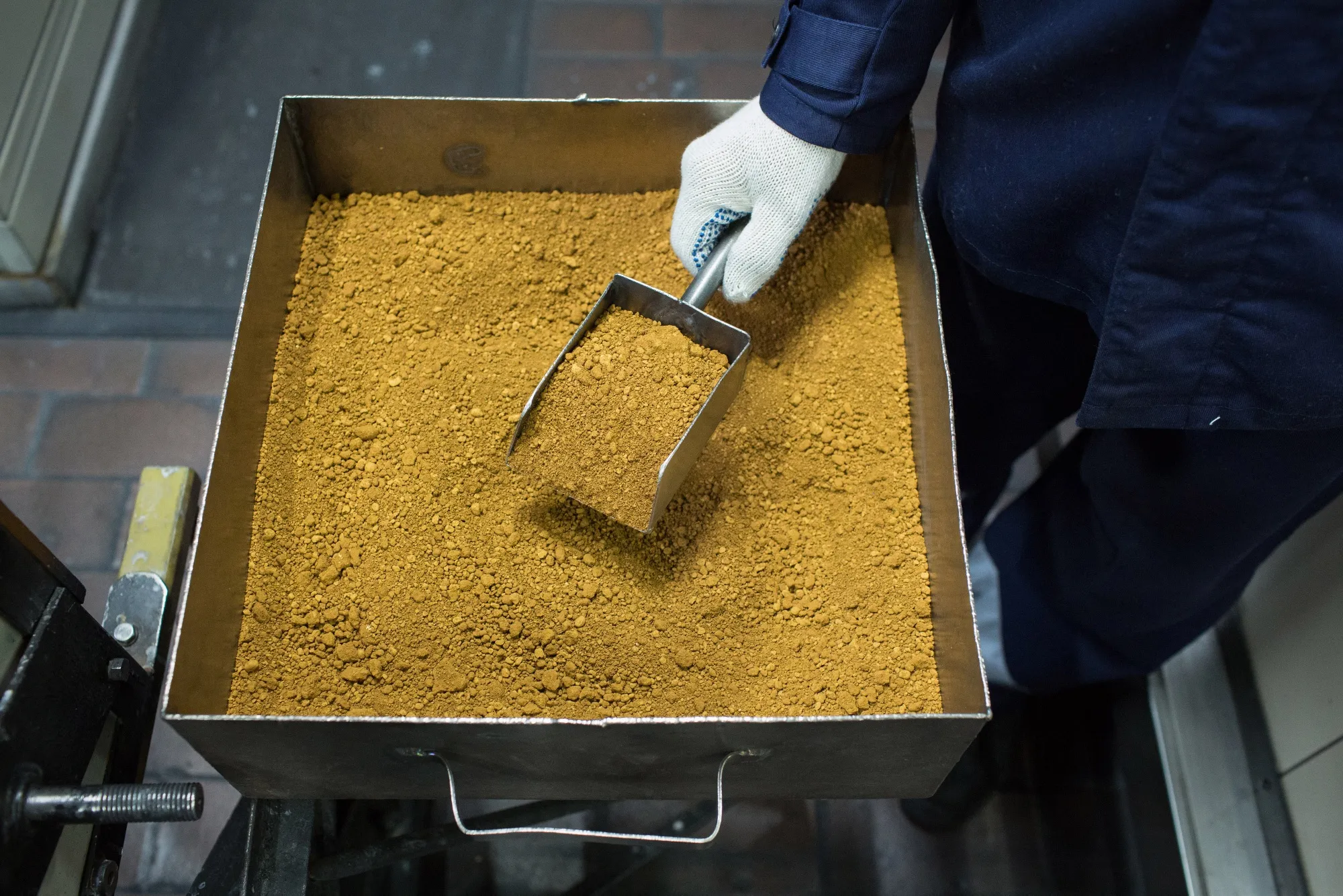 Russian Gold Bar Production At Ural Mining And Metallurgical Co.