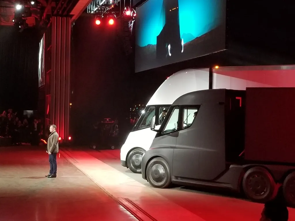 Elon Musk Channels Knight Rider With His Roadster-Semi Reveal - Bloomberg