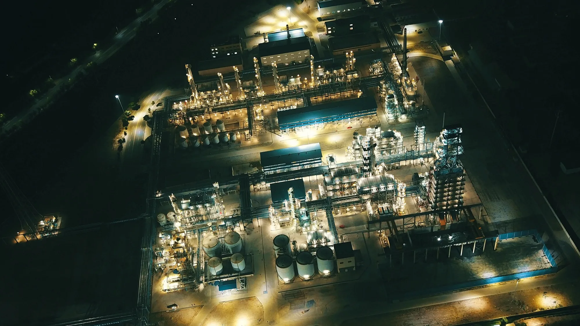 China Nanjing Oil Refinery At Night
