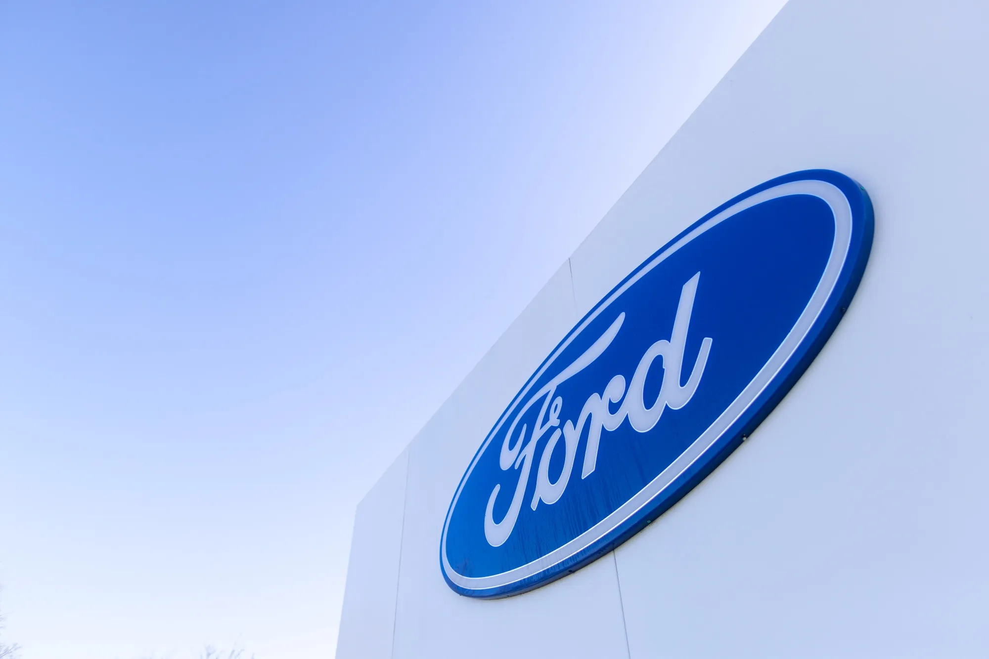 Ford Cutting 3,800 Jobs as EV Shift Shrinks German, UK Workforce

