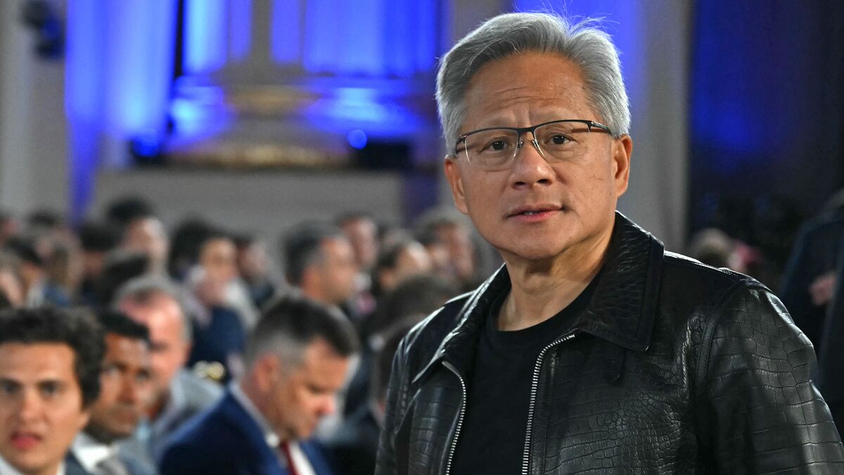 ⚫️ BLOOMBERG: Nvidia punta sulla domanda interna riducendo l'importanza della Cina, secondo l'analista Antoine Chkaiban