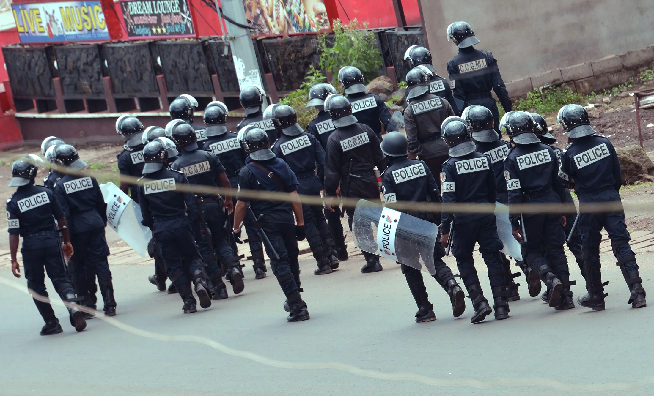 Anglophone Revolt Seen Raising Risk of Civil War in Cameroon - Bloomberg