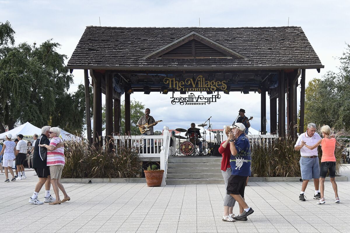 Florida Retiree Mega-Complex’s Muni Bond Deal Sees Strong Demand