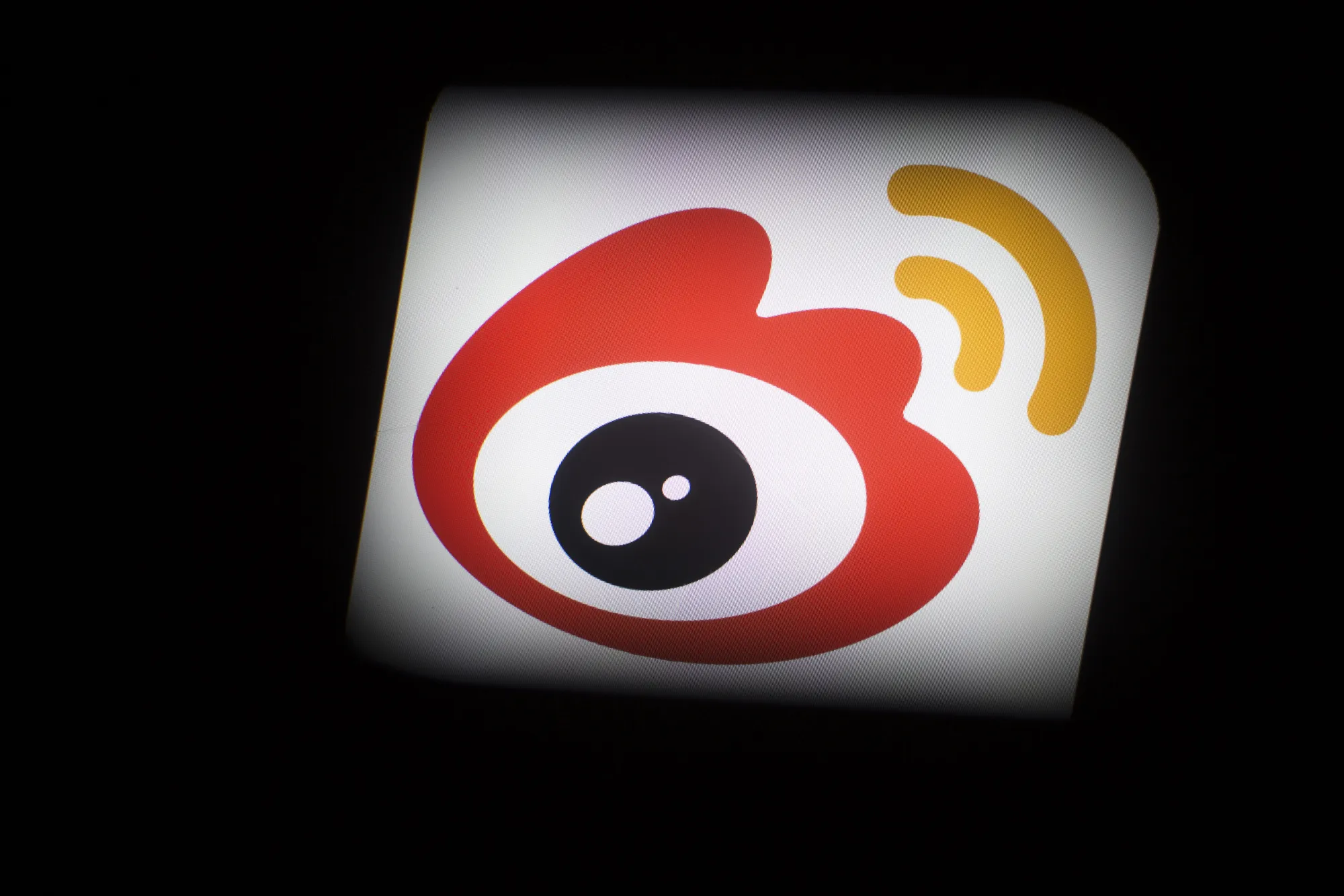 アリババ、中国版ツイッターの株式売却巡り国有企業と協議－関係者 - Bloomberg