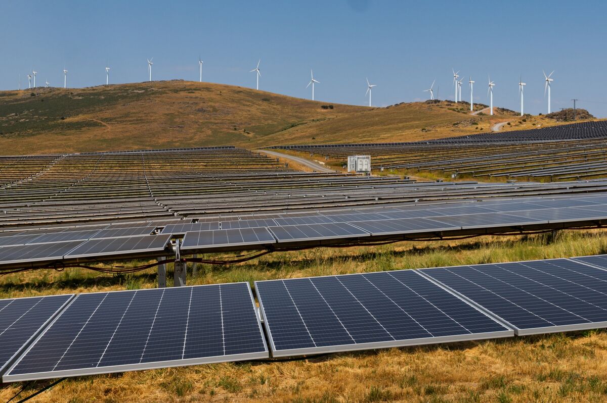 EDP Bets Big on Australia in $1 Billion Renewables Push in Asia