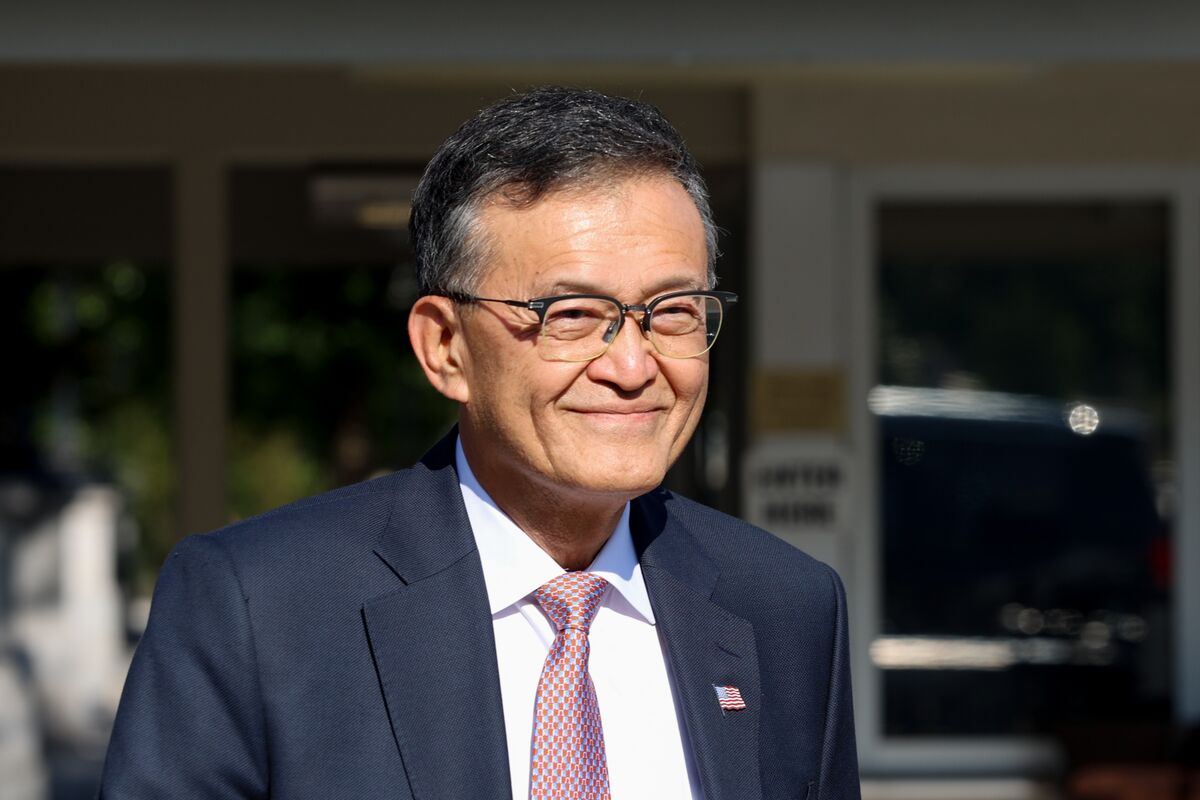 Tech: Intel's CEO, who gained support from Trump and Musk, is currently seeking a significant breakthrough for the company.