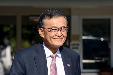 Trump Says Intel CEO Has ‘Amazing Story,’ Sets Cabinet Talks