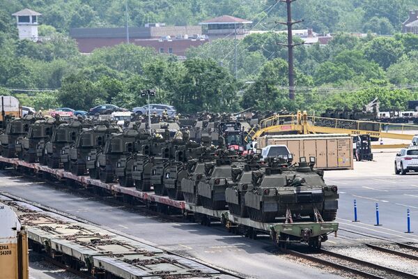 Military Vehicles Arrive In Maryland Ahead Of Washington Parade