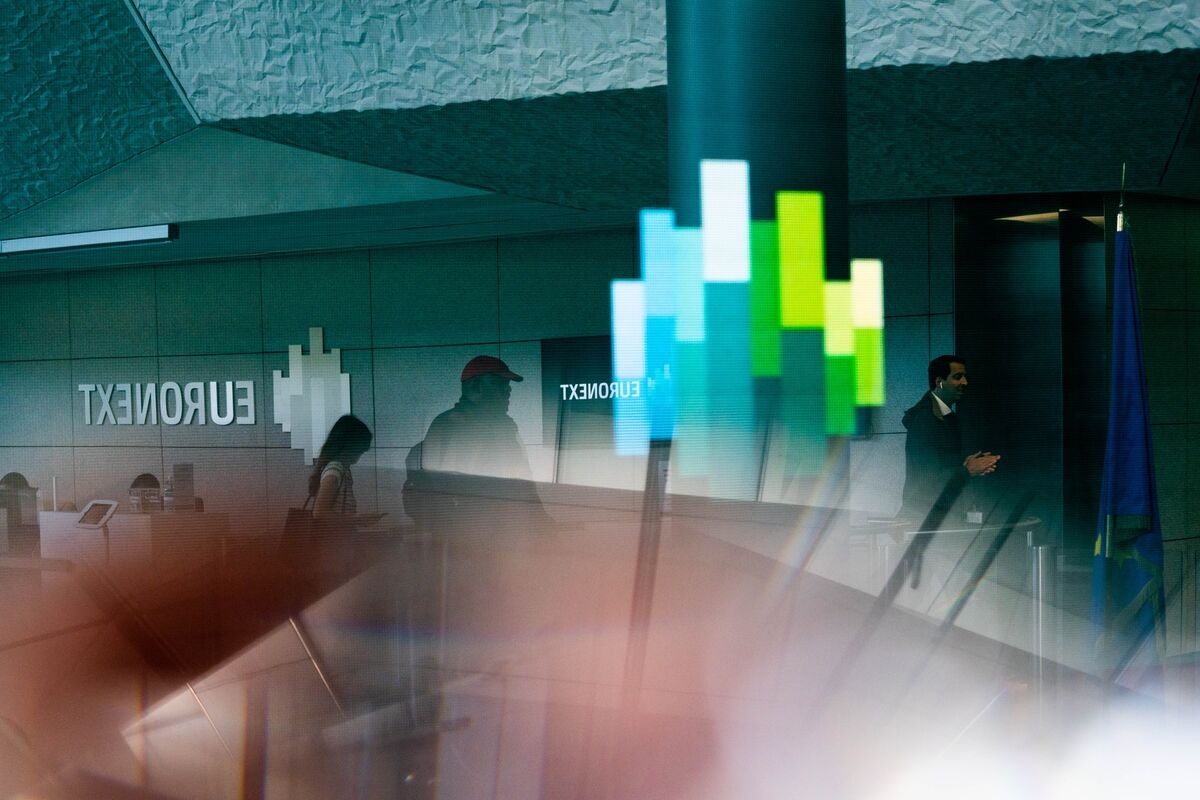 Photo: Bloomberg.com European STOXX 600 Reaches Record Highs on Strong Earnings and Tech Gains