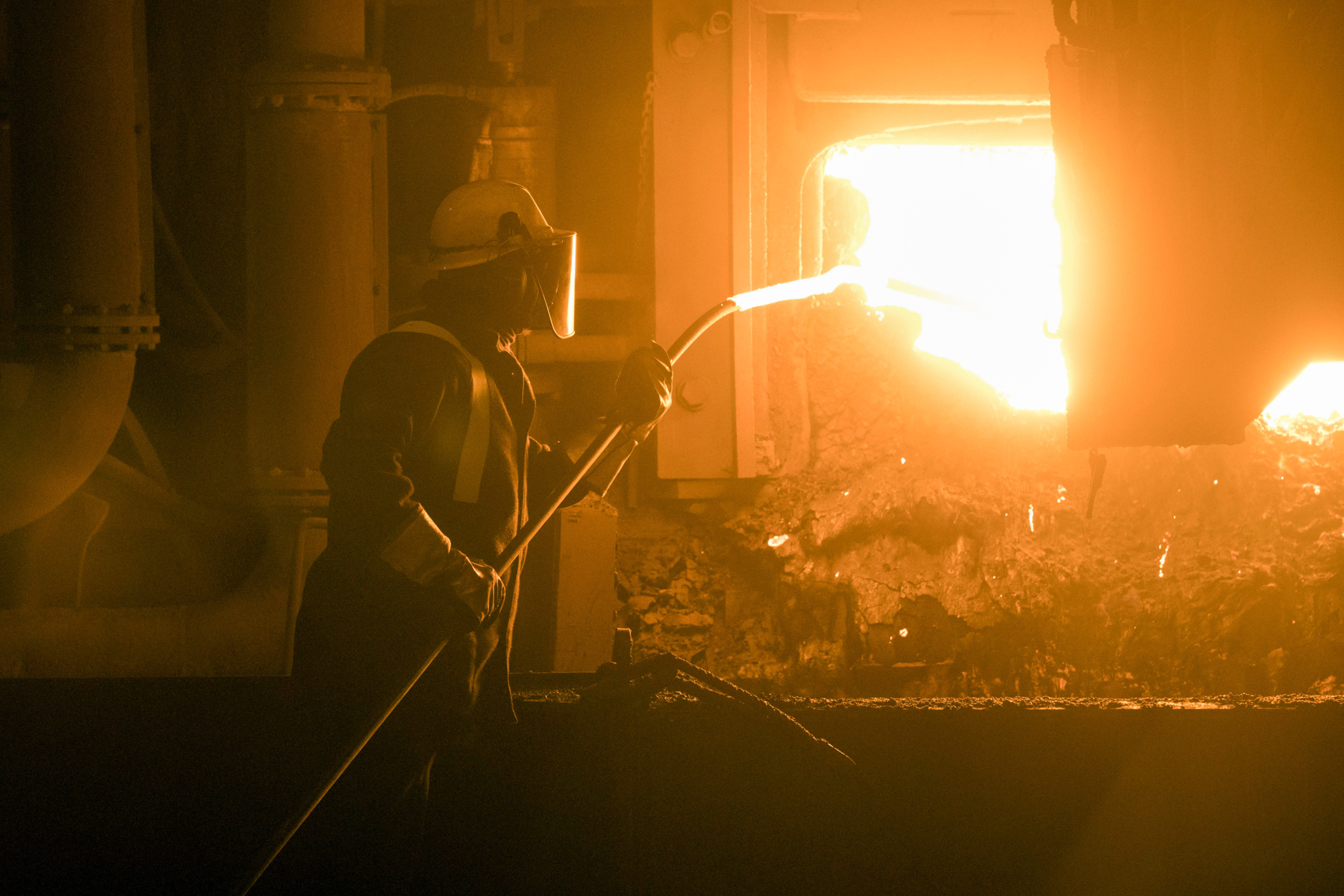 米の対ロ制裁が国内アルミ業界に波及 ルサールから調達先変更の動き Bloomberg