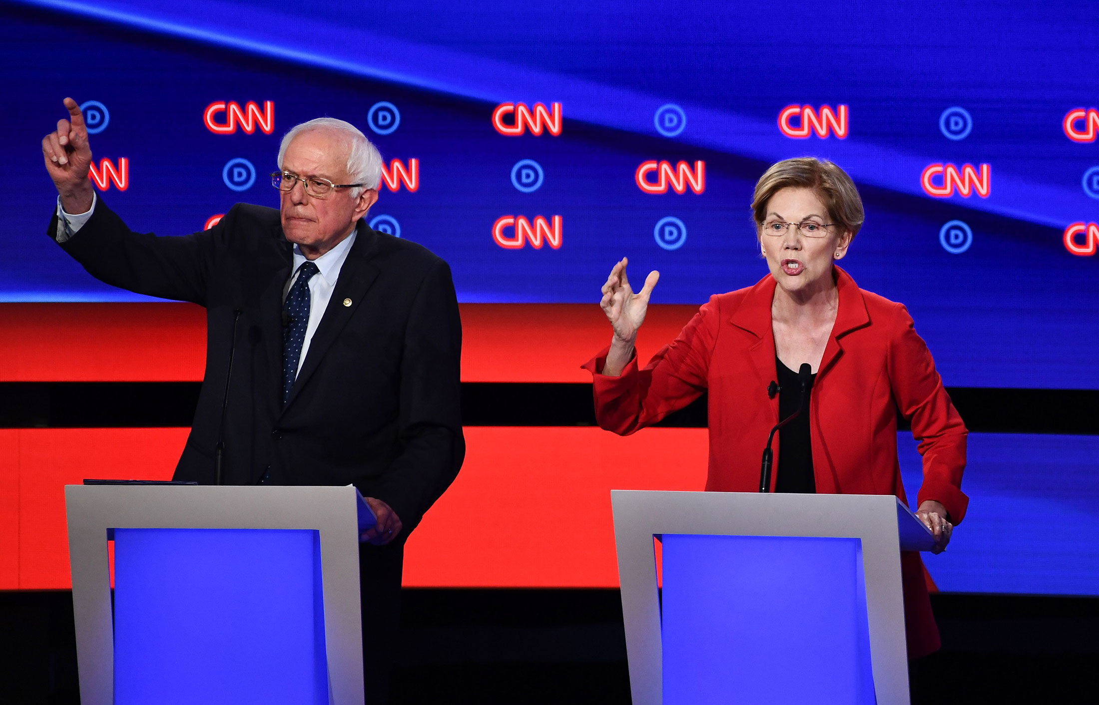 Democratic presidential hopefuls Senator&nbsp;Bernie Sanders and Senator&nbsp;Elizabeth Warren at the second Democratic primary debate.&nbsp;