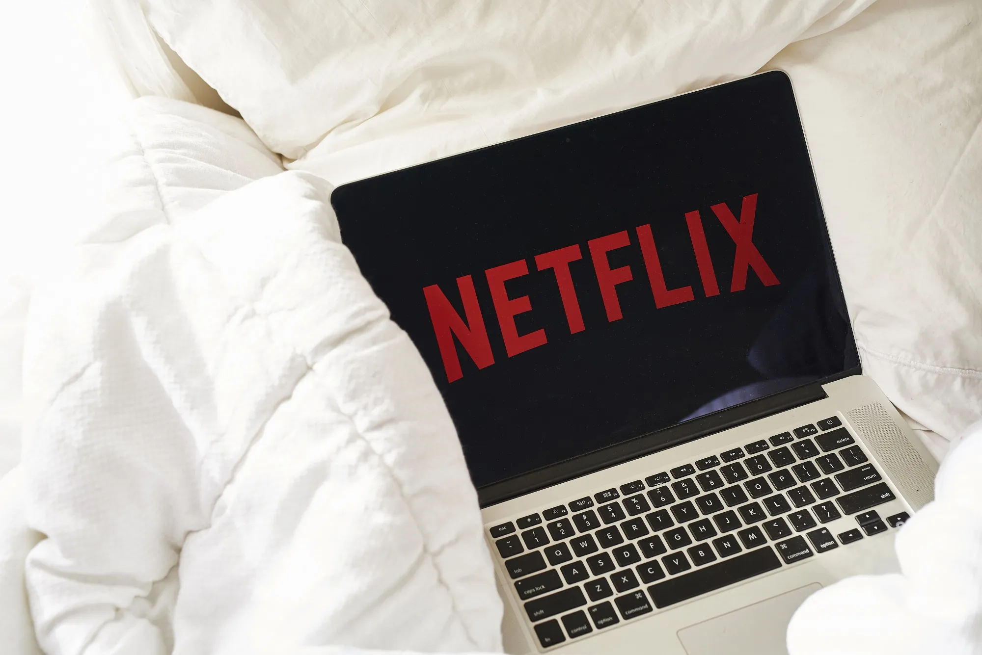 Netflix&nbsp;on an Apple laptop.