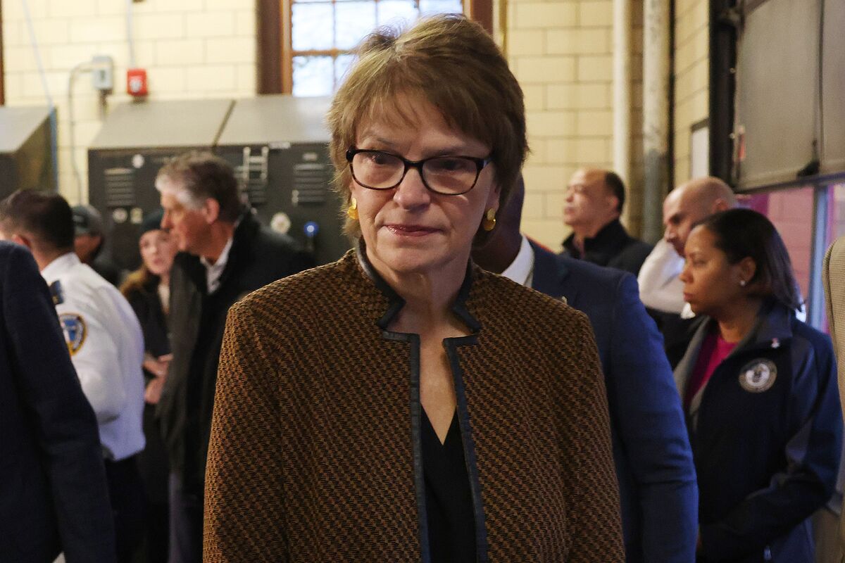 Brown University President Paxson to Step Down in Mid-2027