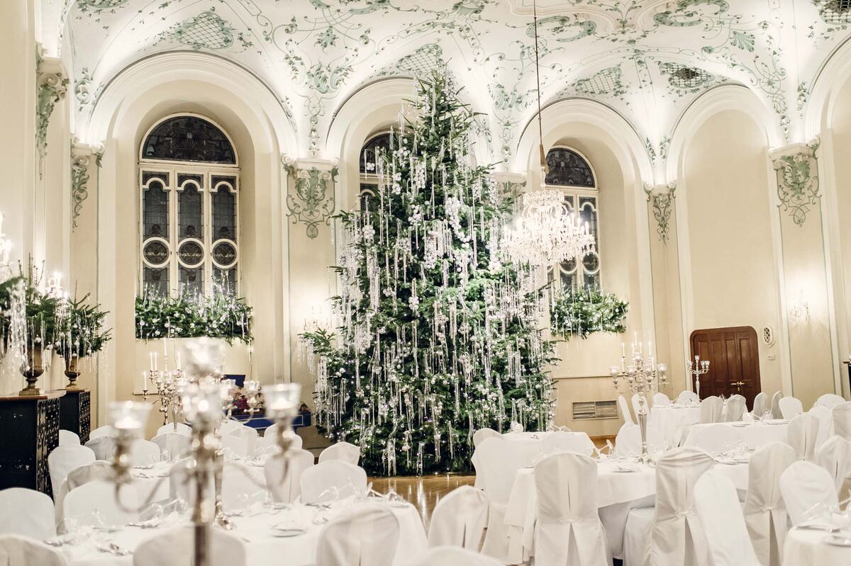 This Restaurant Has Spent 1,200 Years Perfecting a Christmas Dinner