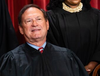 relates to Alito Rejects Democrats’ Calls to Step Away From Trump Cases