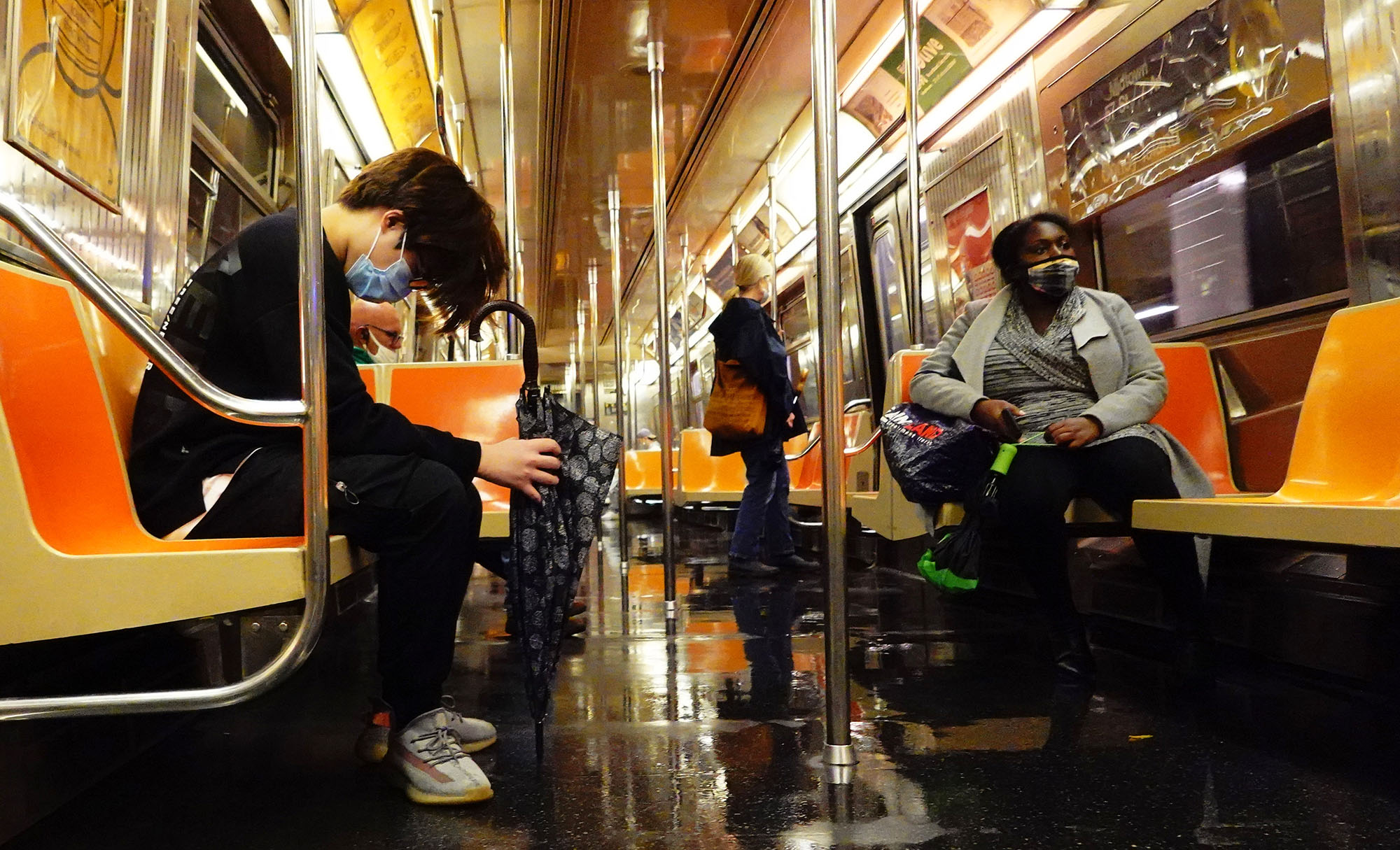 NYC's MTA keeps construction going during coronavirus crisis