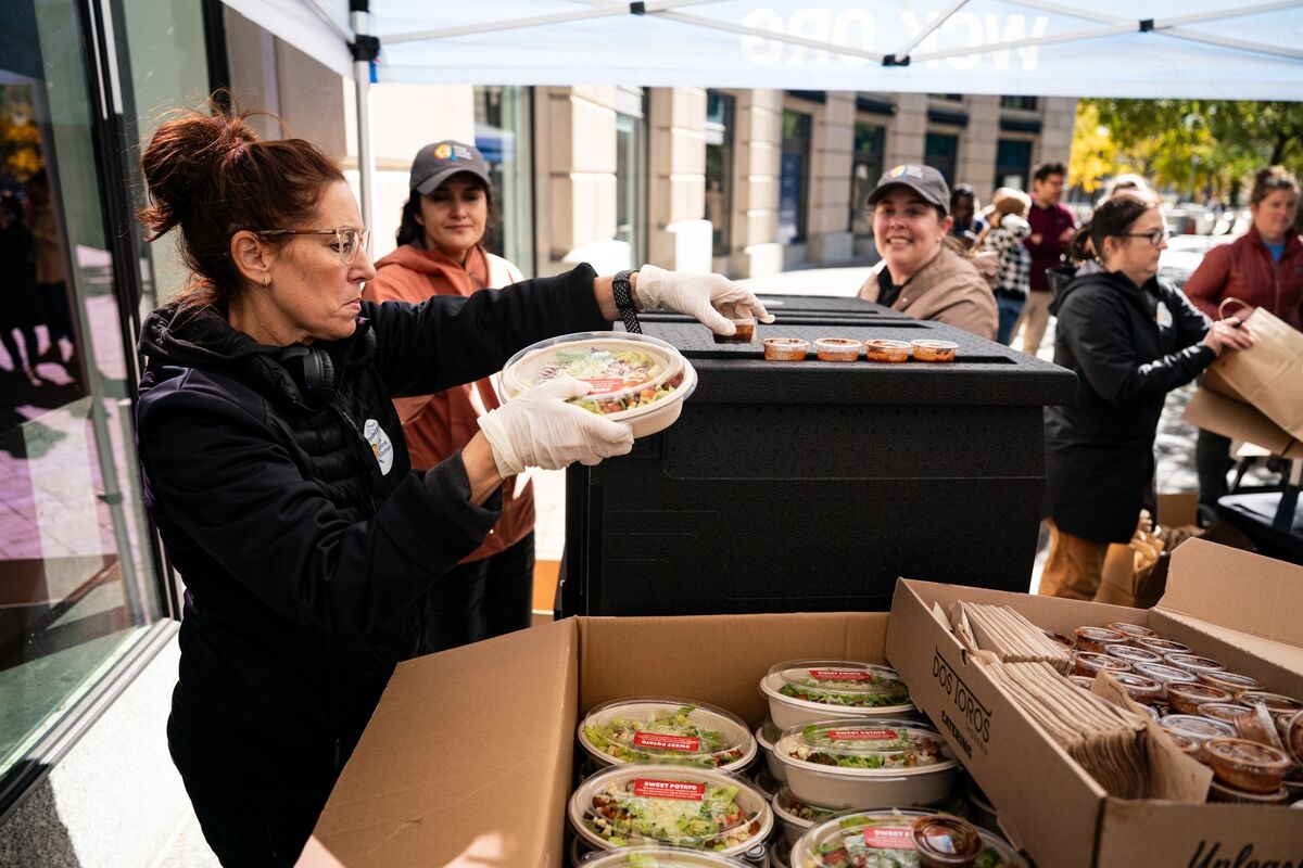 assets.bwbx.io image