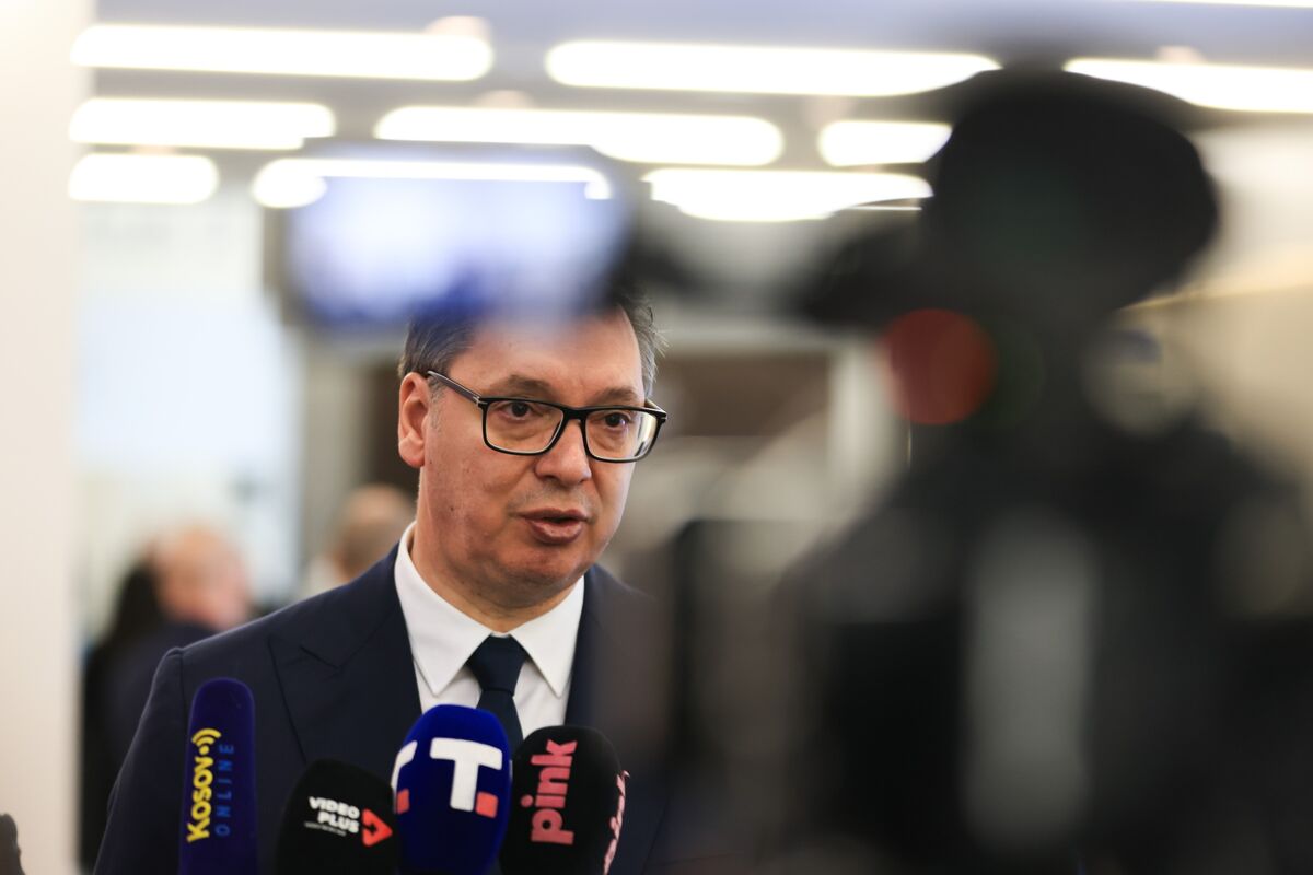 Serbia Finds Explosives at Gas Pipe Near Hungary Before Election