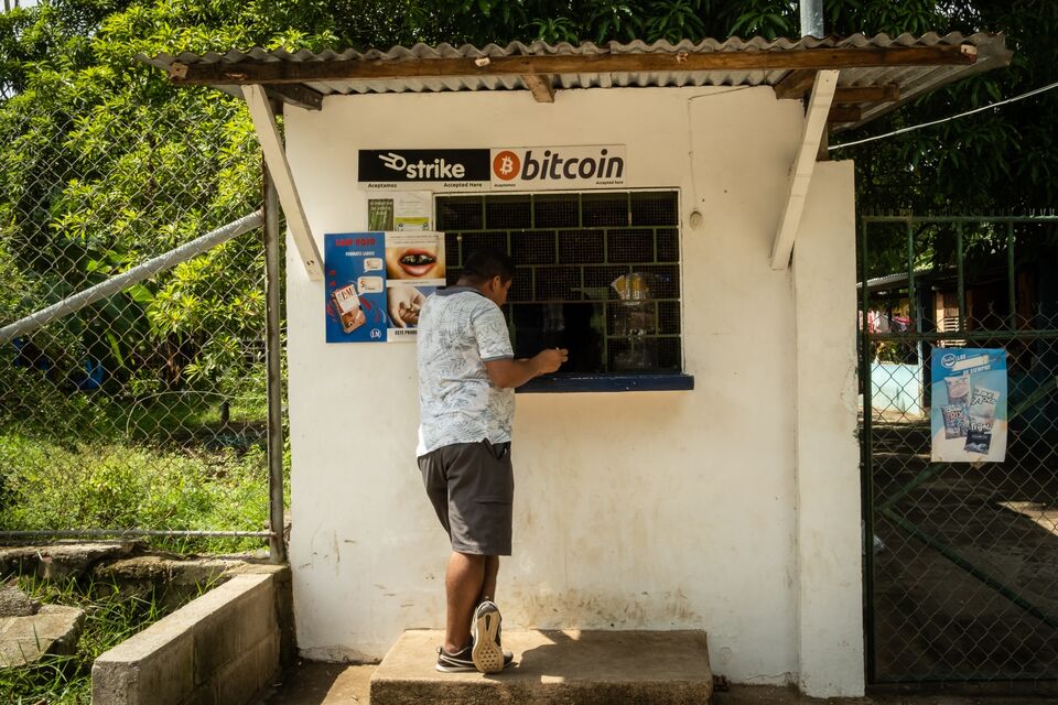 Blockstream Proposes Digital Blockchain Bond for El Salvador Bloomberg