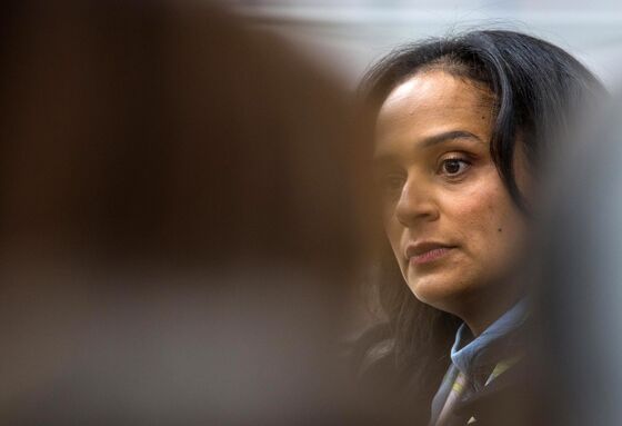 Billionaire Isabel dos Santos Denies Wrongdoing at Sonangol