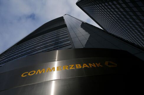 Commerzbank Slumps After Report Shares Will Be Sold This Week