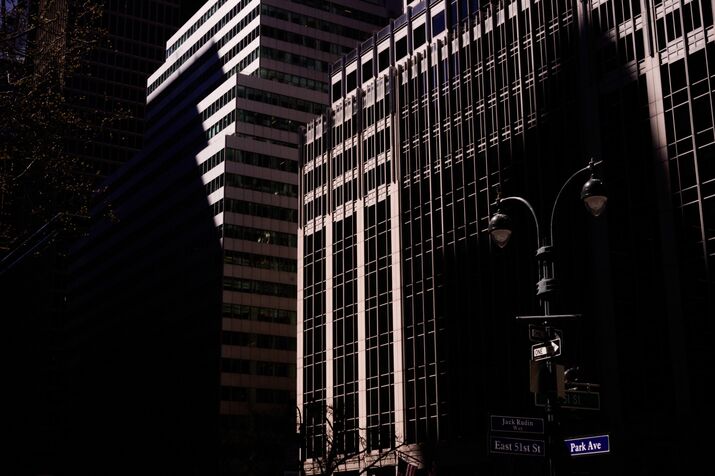 Private Credit Funds Cap Withdrawals As Exodus Grows