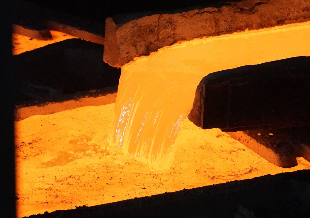 Gold, Copper Roar to Records on Real-Asset Rush