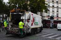 Veolia Environnement SA Garbage Collection As Suez SA Takeover Battle Extended
